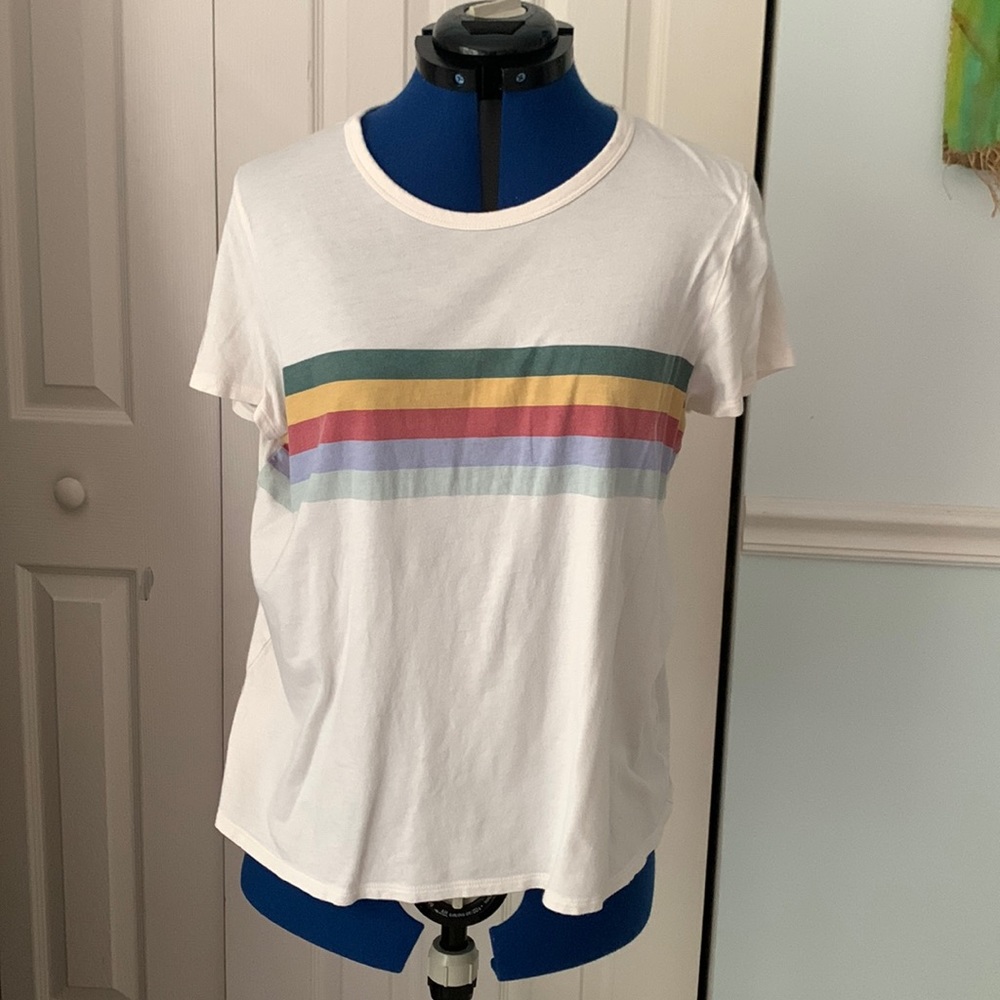 American Eagle Vintage style cotton tee rainbow